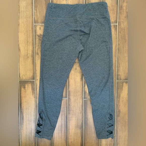 Abercrombie and Fitch Gray Leggings - Picture 3 of 3